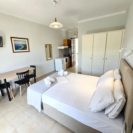 Amarandos Tsoukaládhes